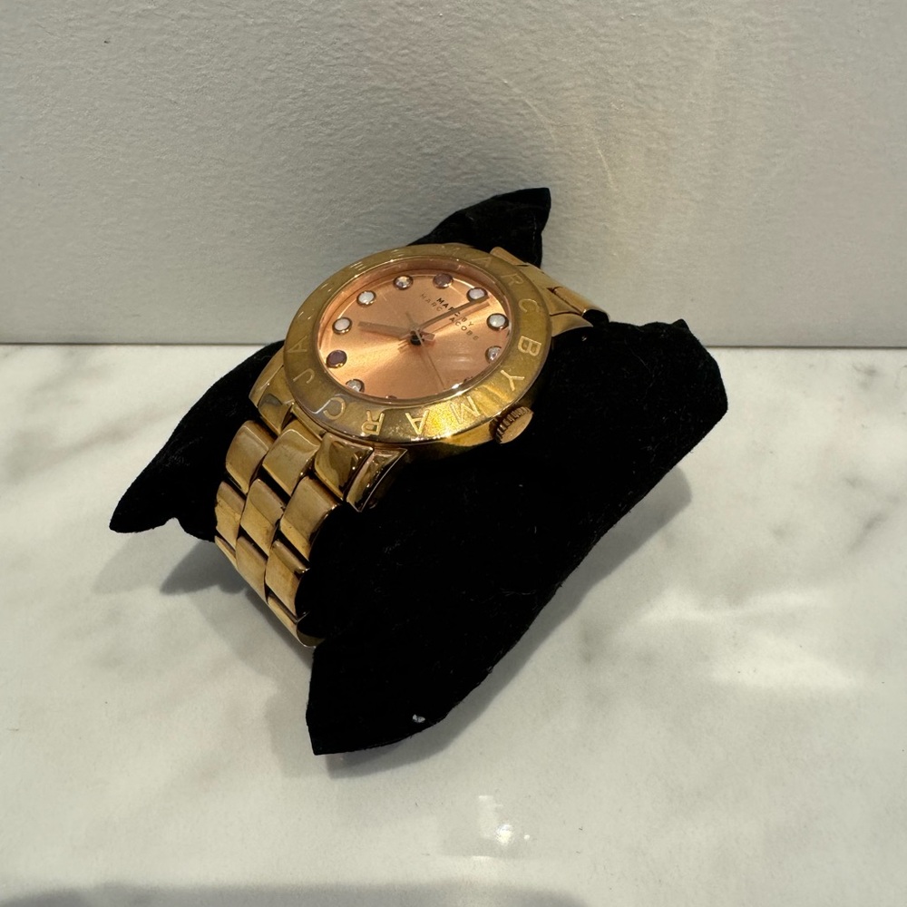 Marc Jacobs Watch - Picture 3 of 4